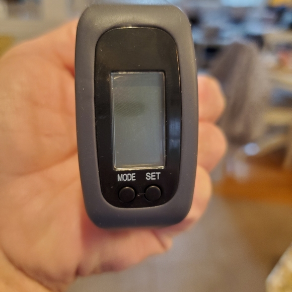 Activity Tracker Band 🏃‍♂️ 🏃 - Picture 4 of 4